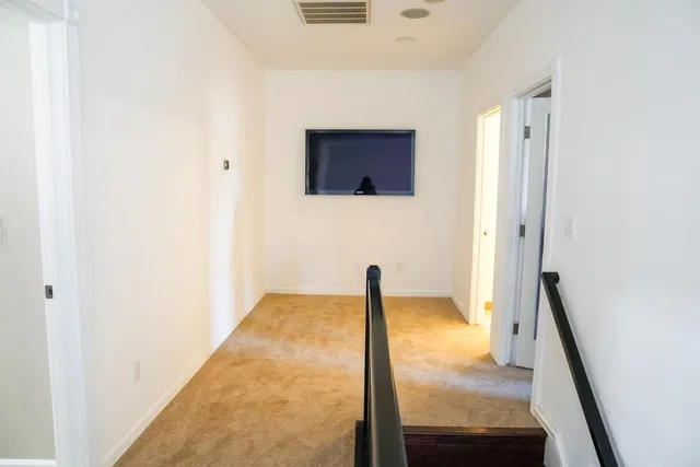 $625,000 | 1015 East Chestnut Court, Visalia, CA 93292