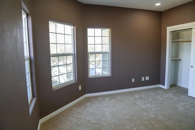 $625,000 | 1015 East Chestnut Court, Visalia, CA 93292