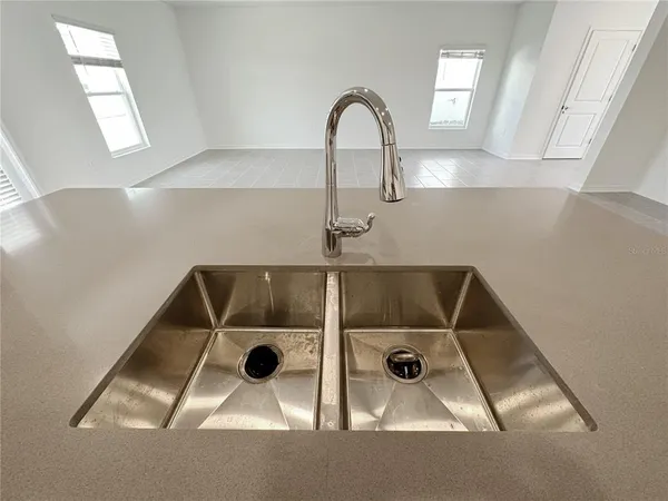 $2,200 | 530 Short Lane, Winter Haven, FL 33881