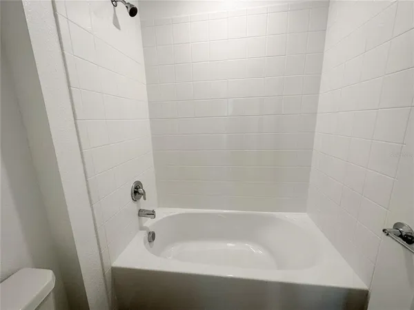 $2,200 | 530 Short Lane, Winter Haven, FL 33881