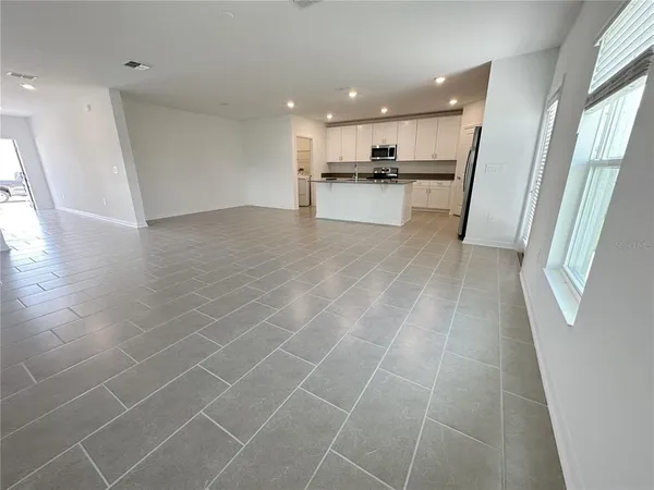 $2,200 | 530 Short Lane, Winter Haven, FL 33881