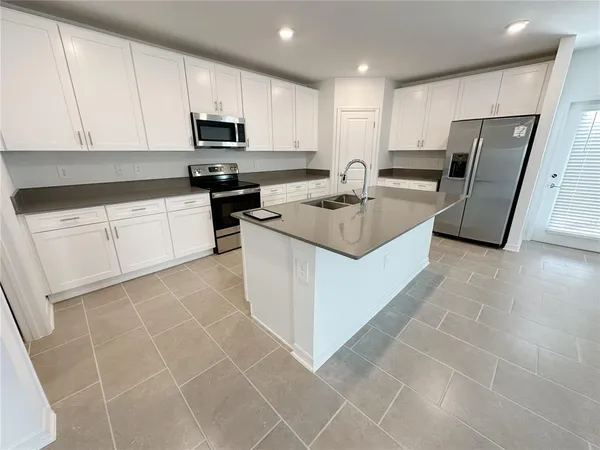 $2,200 | 530 Short Lane, Winter Haven, FL 33881