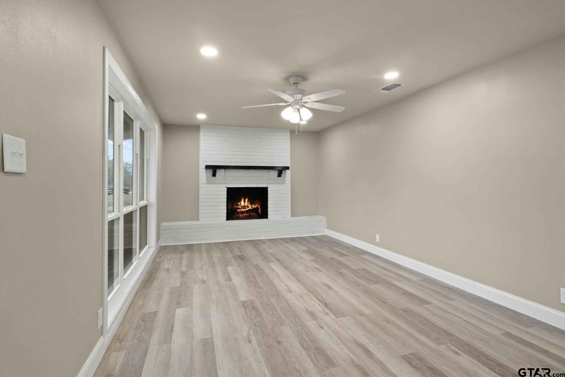 303 Campbell Street Daingerfield, TX 75638 - Photo 12 of 26