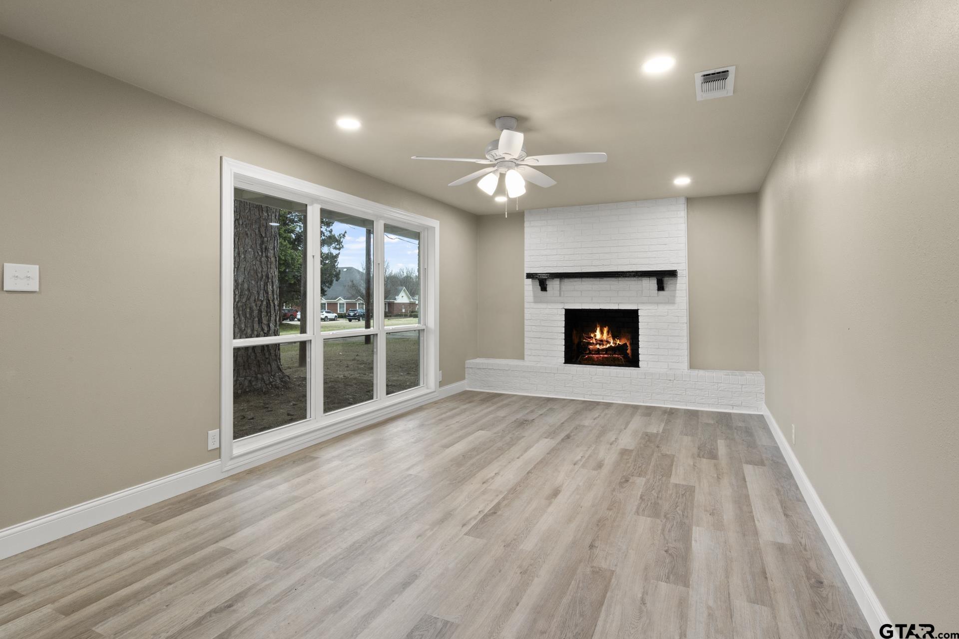 303 Campbell Street Daingerfield, TX 75638 - Photo 13 of 26