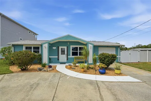 $599,900 | 6907 Clark Street, Hudson, FL 34667