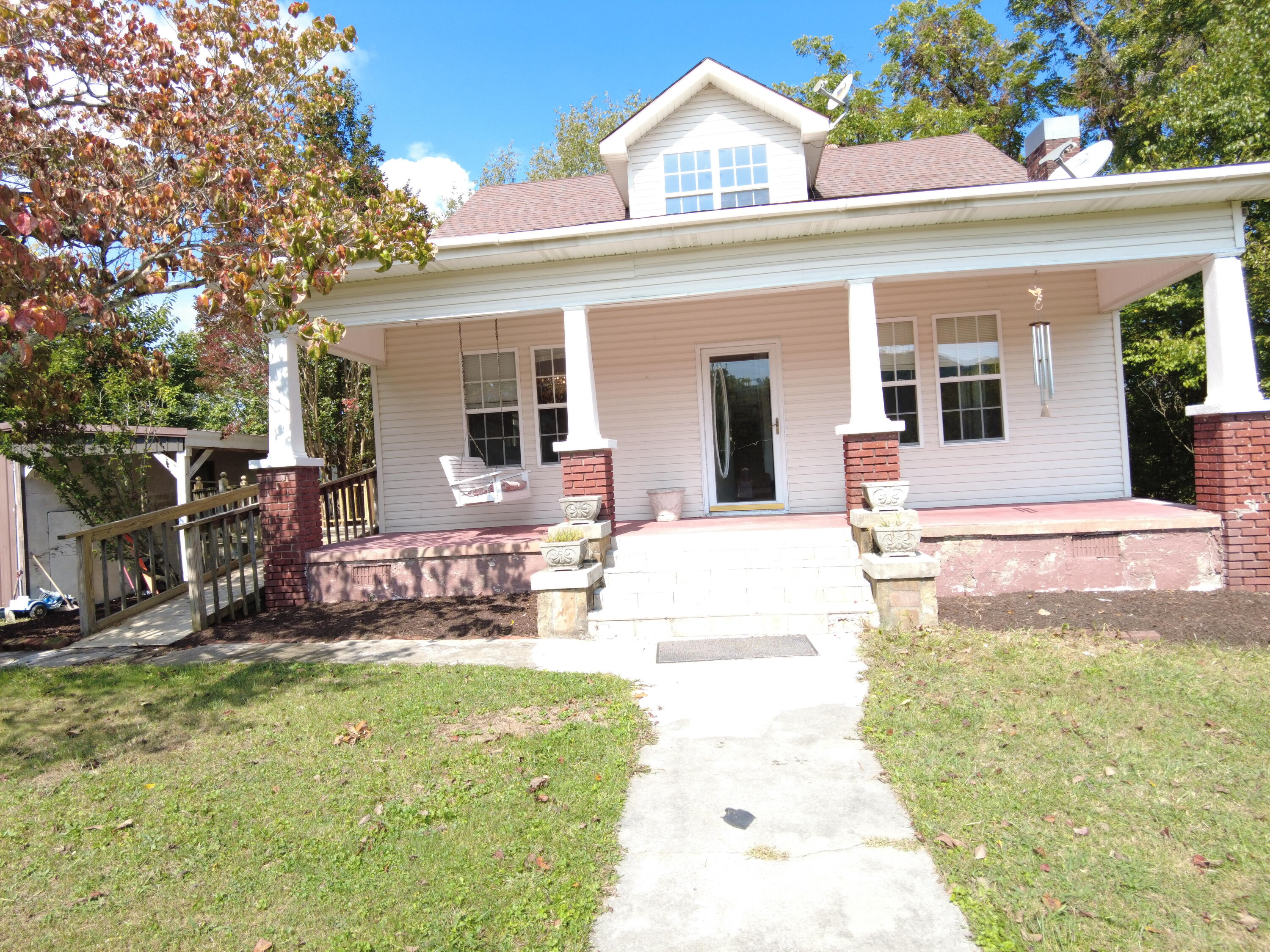 616 Balmoral Road Middlesboro, KY 40965 - Photo 19 of 24 DJI_0237