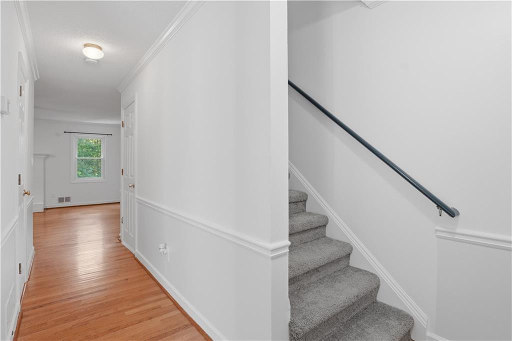 1100 Westfield Trace Smyrna, GA 30082 - Photo 2 of 19