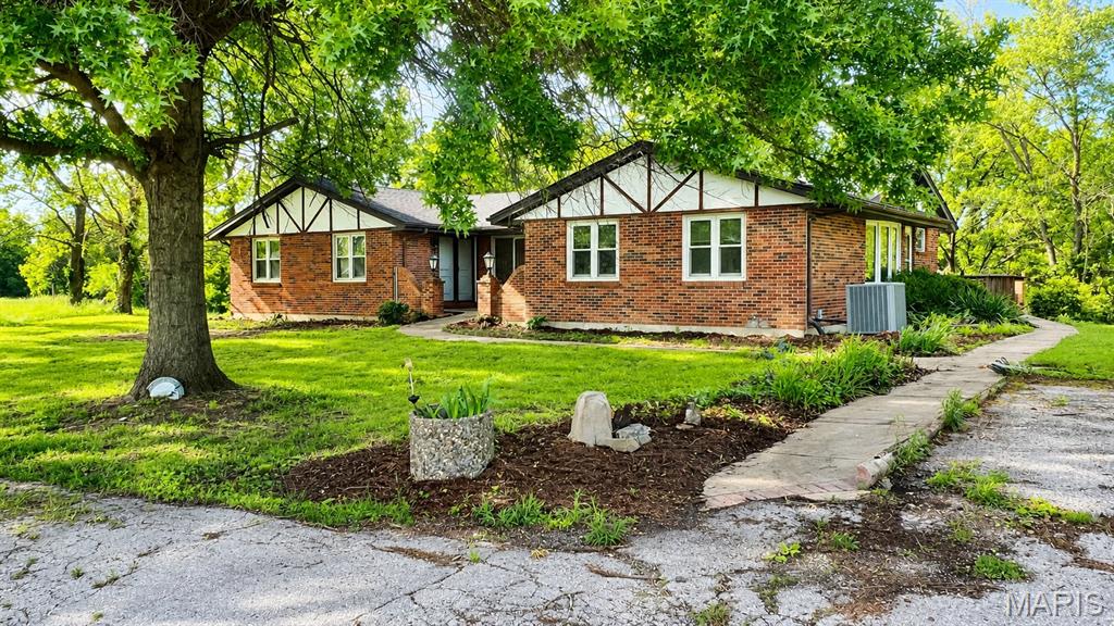 2371 Holtgrewe Road Washington, MO 63090 - Photo 2 of 20