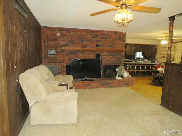 $475,000 | 2371 Holtgrewe Road, Washington, MO 63090