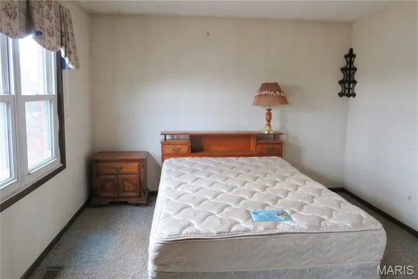 $475,000 | 2371 Holtgrewe Road, Washington, MO 63090