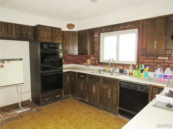 $475,000 | 2371 Holtgrewe Road, Washington, MO 63090