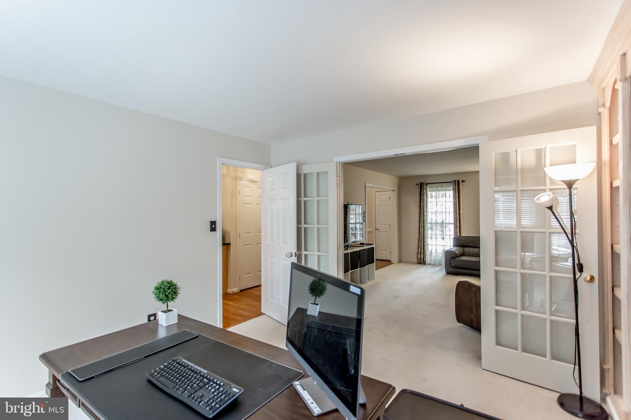 8131 Ridge Creek Way Springfield, VA 22153 - Photo 13 of 57