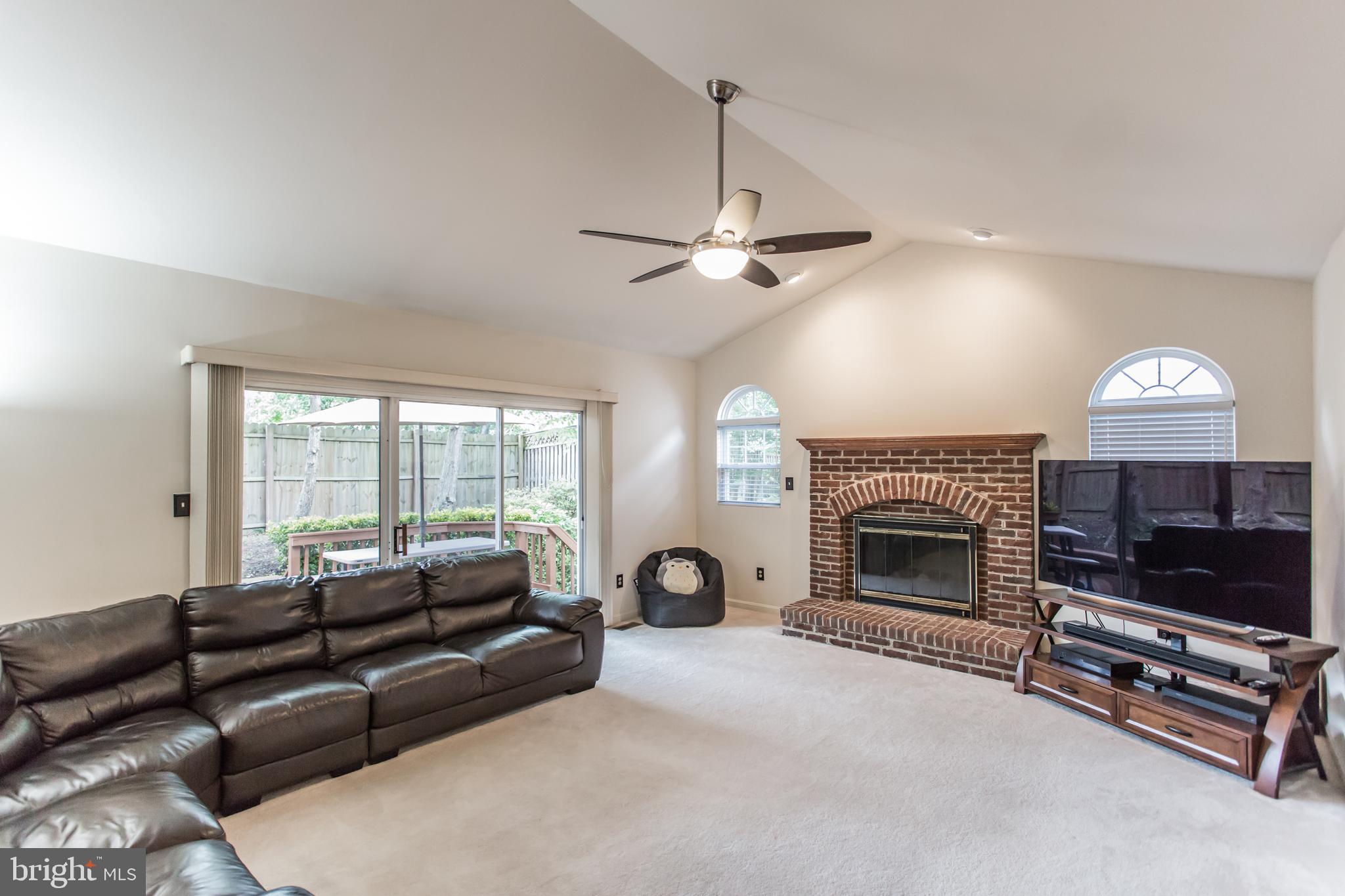 8131 Ridge Creek Way Springfield, VA 22153 - Photo 26 of 57