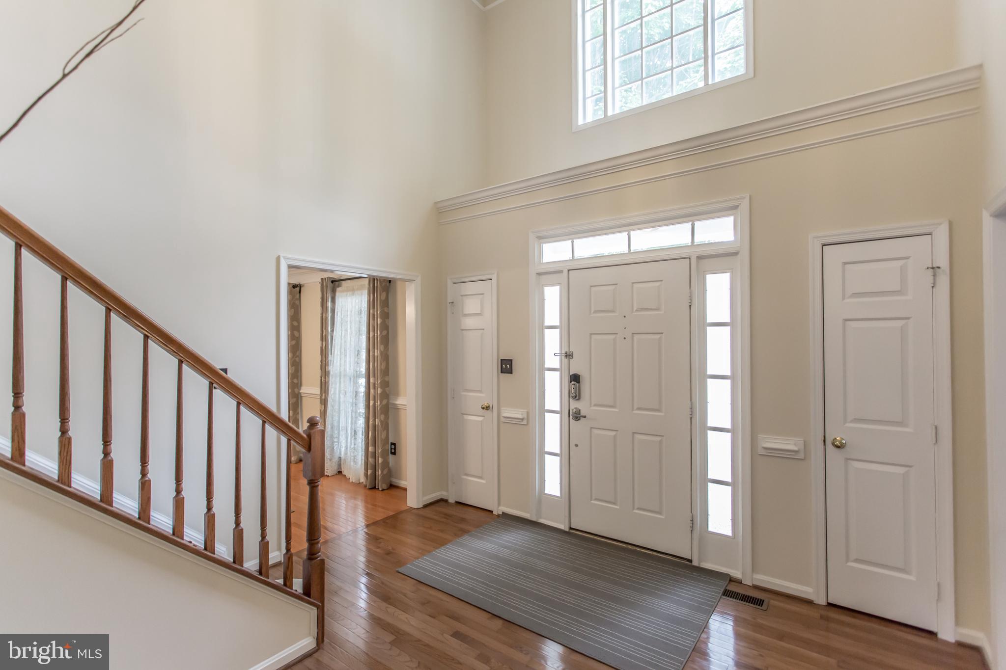8131 Ridge Creek Way Springfield, VA 22153 - Photo 7 of 57