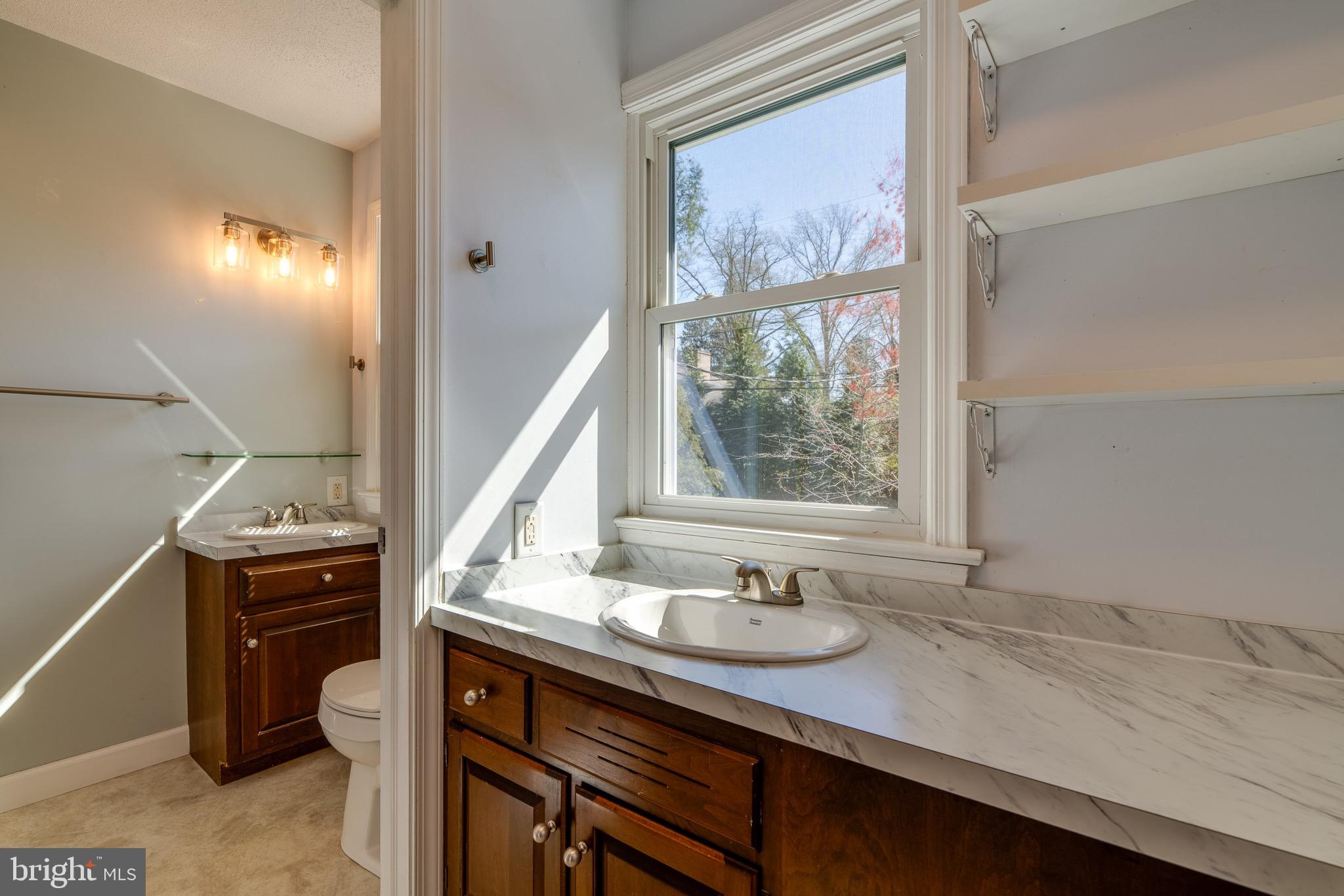 1114 Colonial Road Lancaster, PA 17603 - Photo 36 of 58 Gallery Image 36