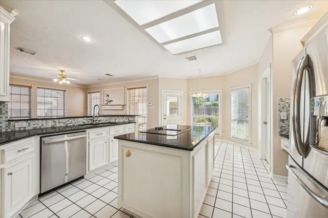 $439,999 | 6511 St Jude Drive, Pasadena, TX 77505