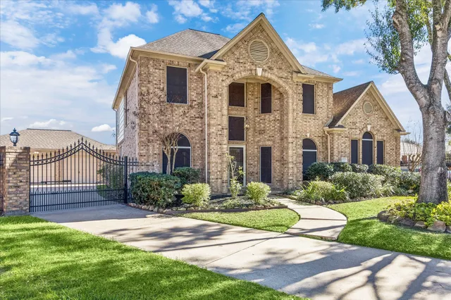 $439,999 | 6511 St Jude Drive, Pasadena, TX 77505