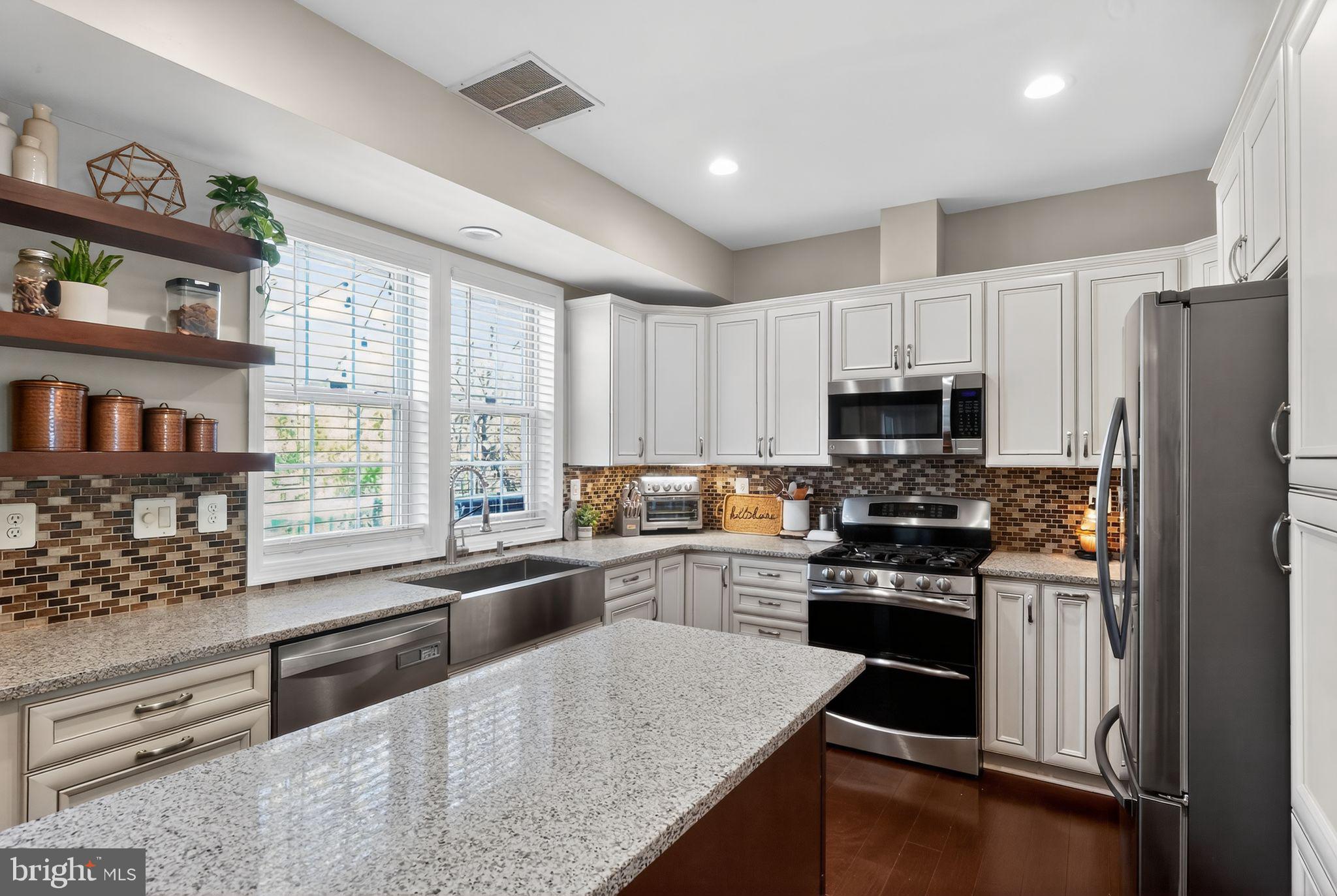 7548 Cove Point Way Elkridge, MD 21075 - Photo 5 of 18