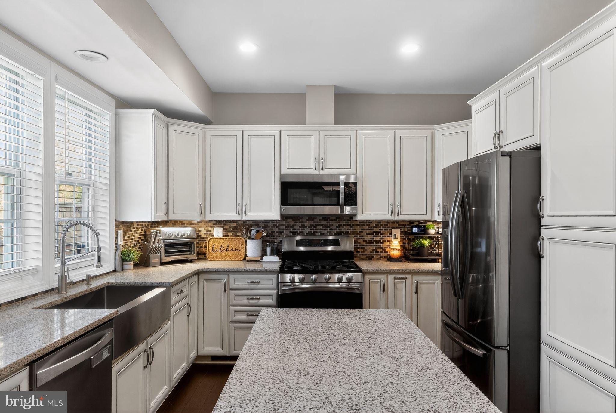 7548 Cove Point Way Elkridge, MD 21075 - Photo 8 of 18