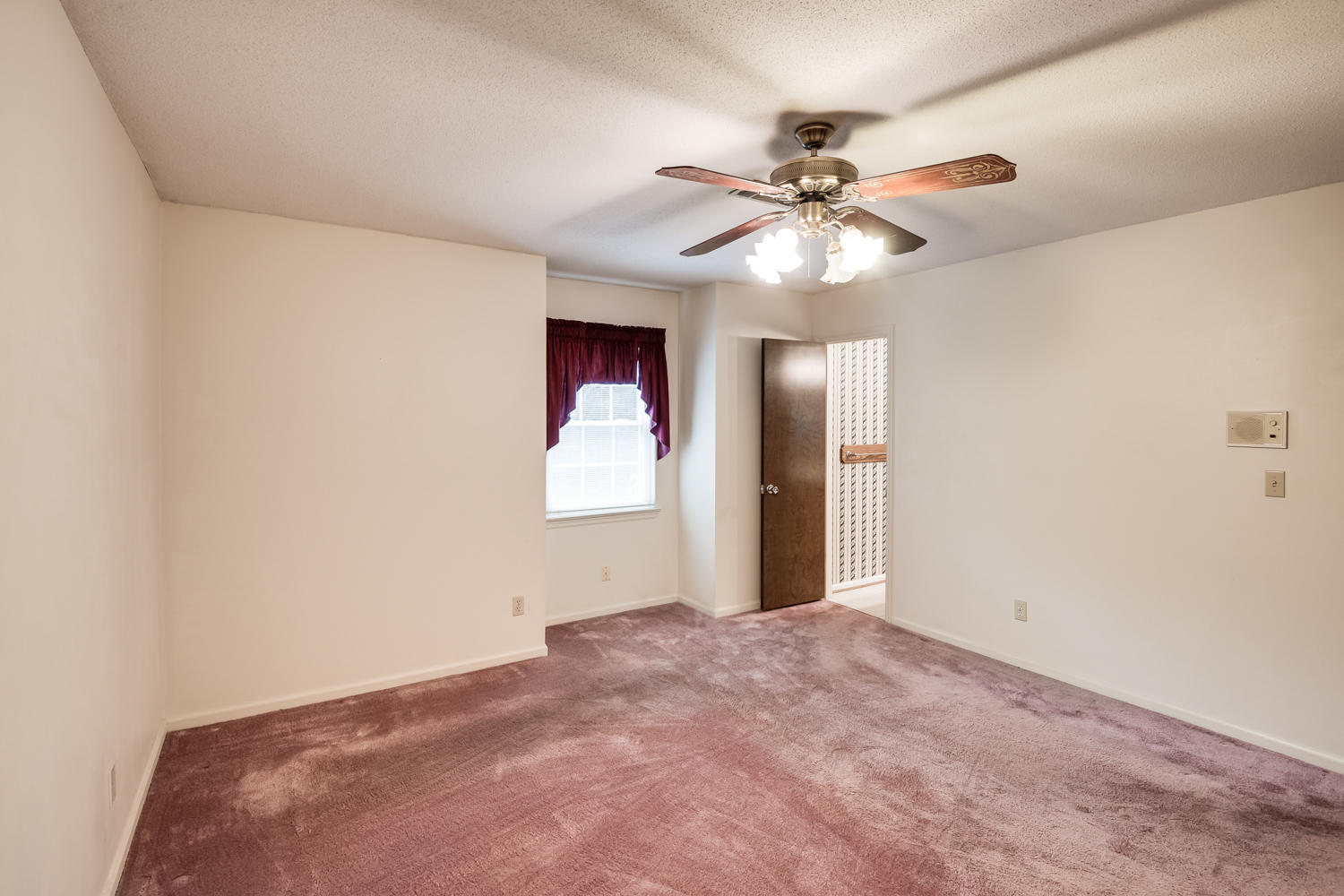 610 Timber Ridge Drive Hixson, TN 37343 - Photo 22 of 29 610_Timber_Ridge_Dr_22