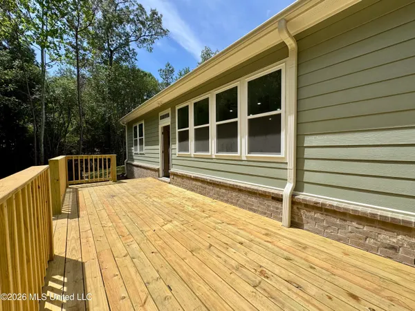 $329,000 | 8780 Thunderbird Drive East, Hernando, MS 38632