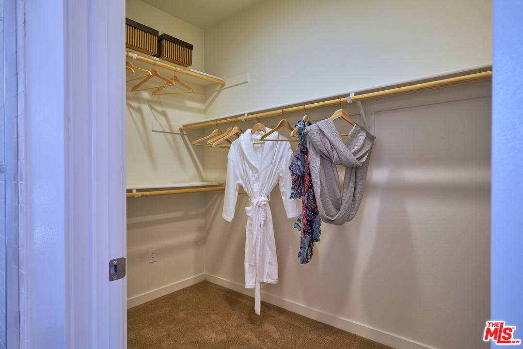 710 Colorado Circle Carson, CA 90745 - Photo 6 of 12