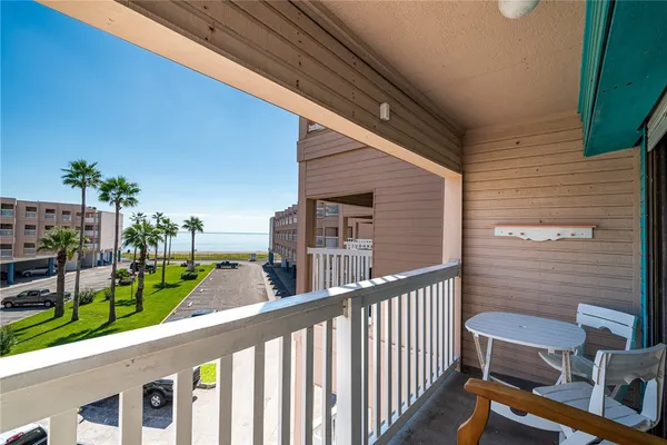 $60,000 | 3938 Surfside Boulevard, Unit 2237, Corpus Christi, TX 78402