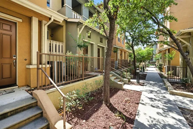 $885,000 | 709 Modern Ice Drive, San Jose, CA 95112