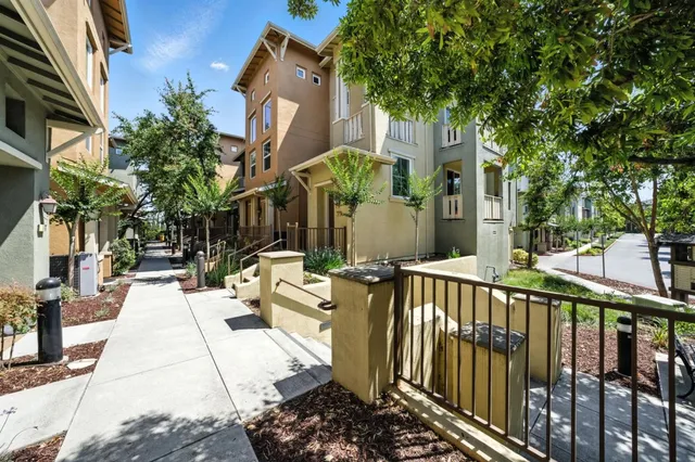$885,000 | 709 Modern Ice Drive, San Jose, CA 95112