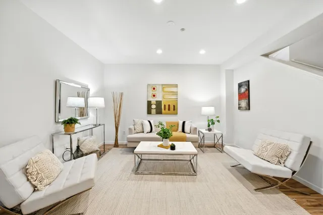 $885,000 | 709 Modern Ice Drive, San Jose, CA 95112