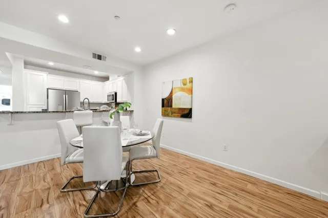 $885,000 | 709 Modern Ice Drive, San Jose, CA 95112