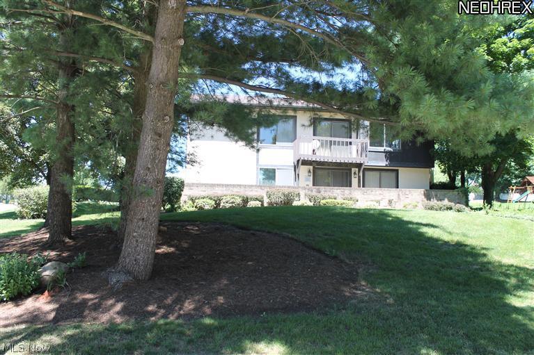 3461 South Smith Road Akron, OH 44333 - Photo 4 of 24 Gallery Image 4