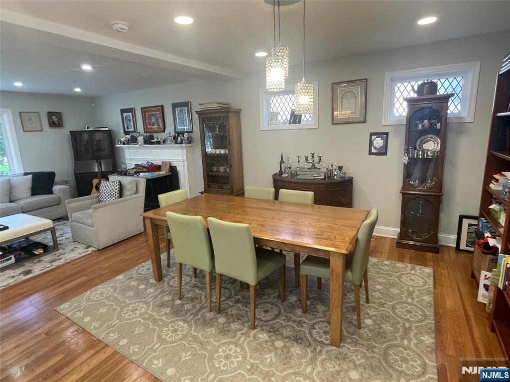 701 Sunderland Road Teaneck, NJ 07666 - Photo 4 of 10