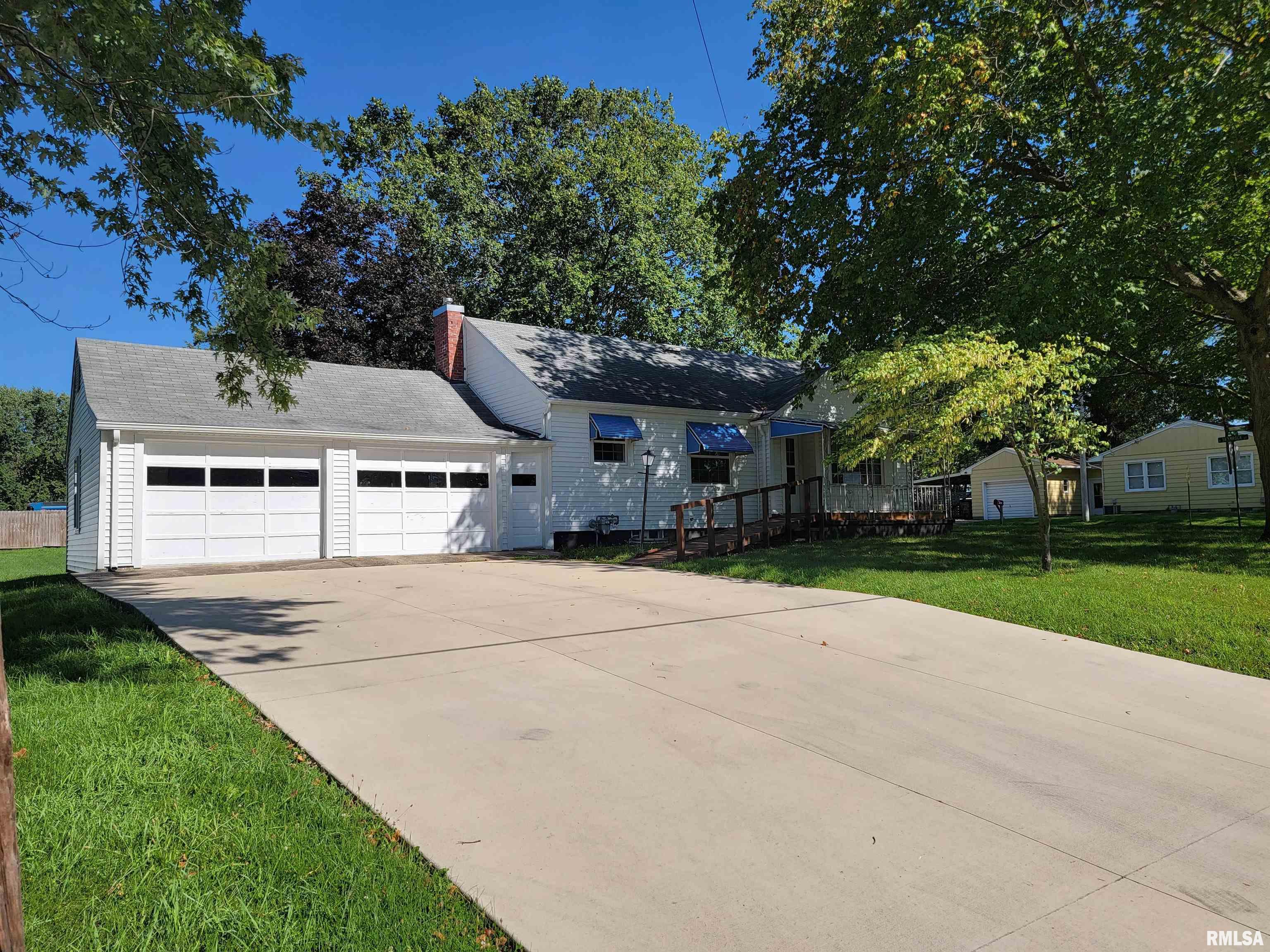 1247 South Main Street Canton, IL 61520 - Photo 3 of 41 Gallery Image 3