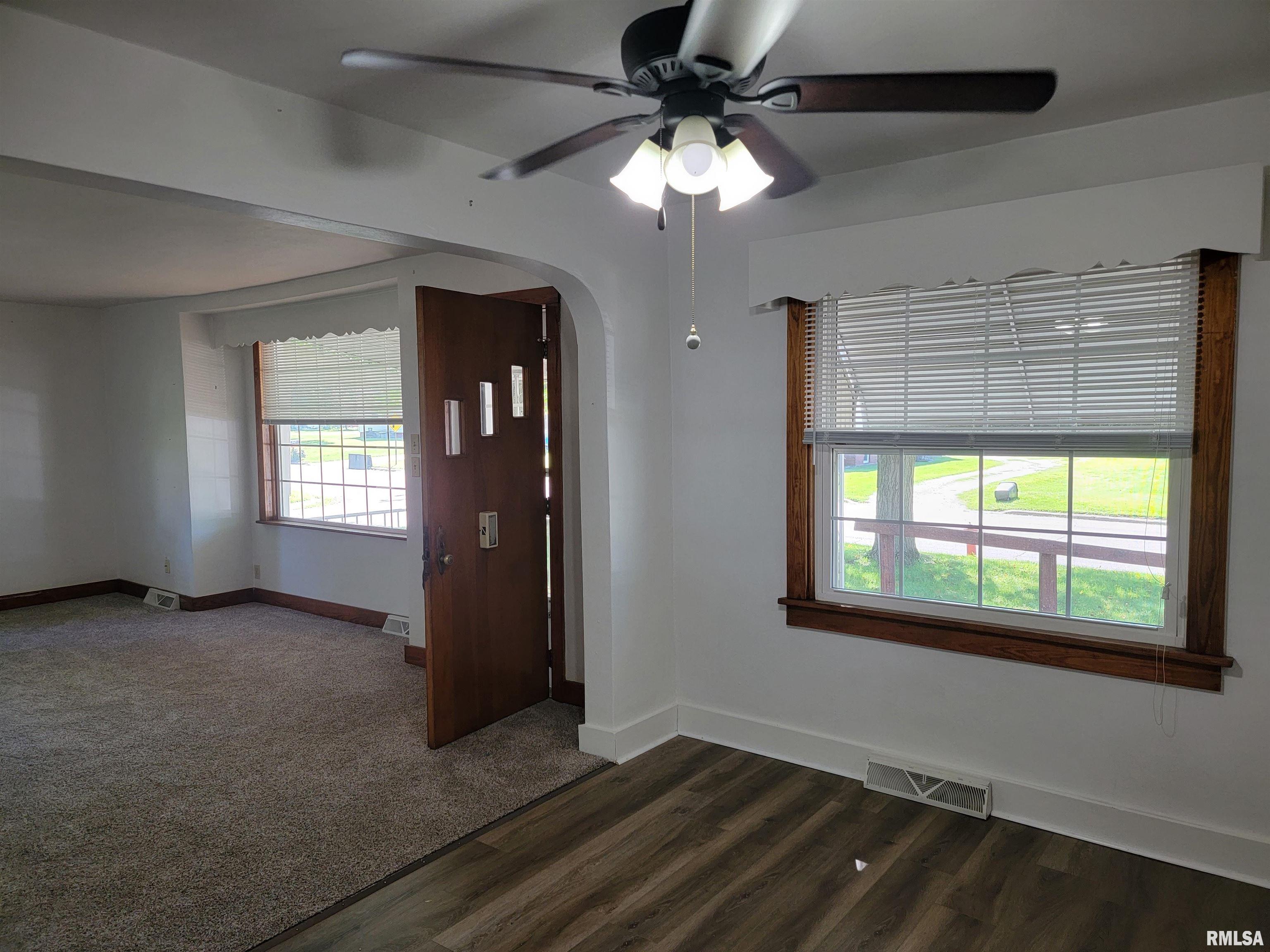1247 South Main Street Canton, IL 61520 - Photo 4 of 41 Gallery Image 4