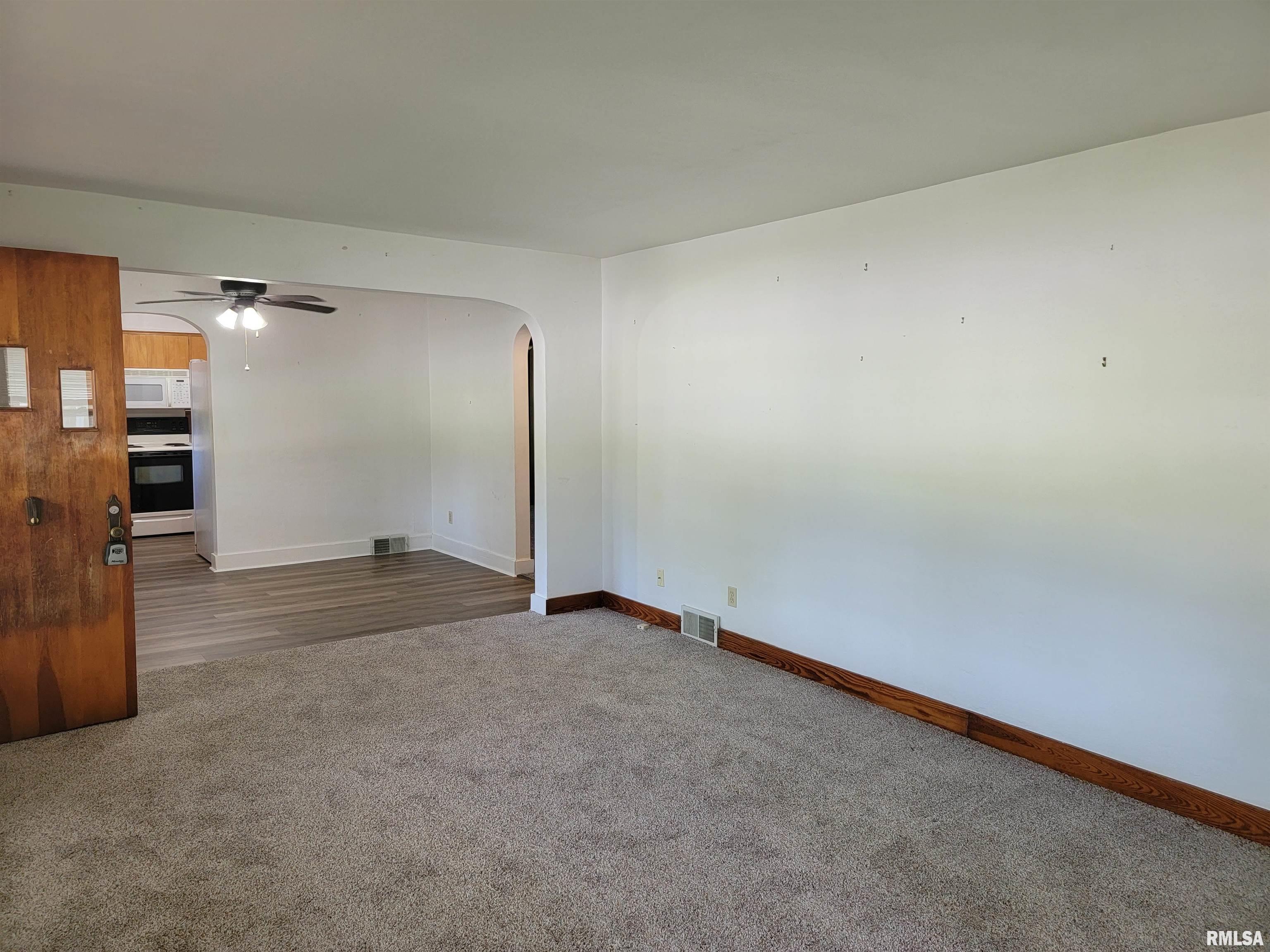 1247 South Main Street Canton, IL 61520 - Photo 8 of 41 Gallery Image 8