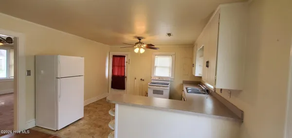 $1,225 | 111 Merriwood Avenue, Elizabeth City, NC 27909