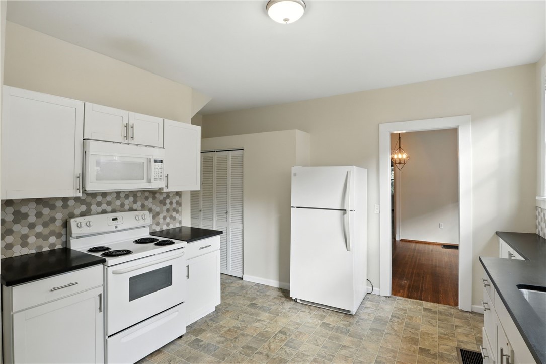 297-303 Dartmouth Street Rochester, NY 14607 - Photo 6 of 46