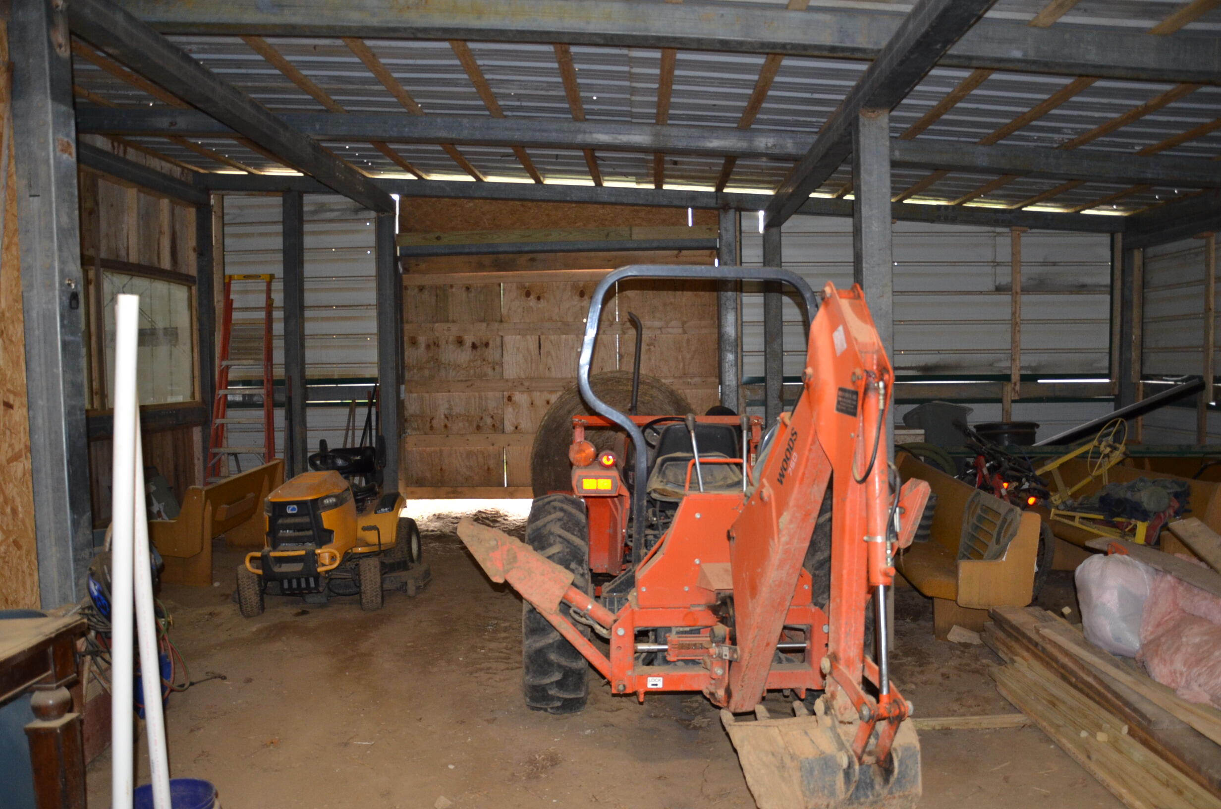11475 Gorsline Road Battle Creek, MI 49014 - Photo 51 of 72 Indoor Arena Storage Room