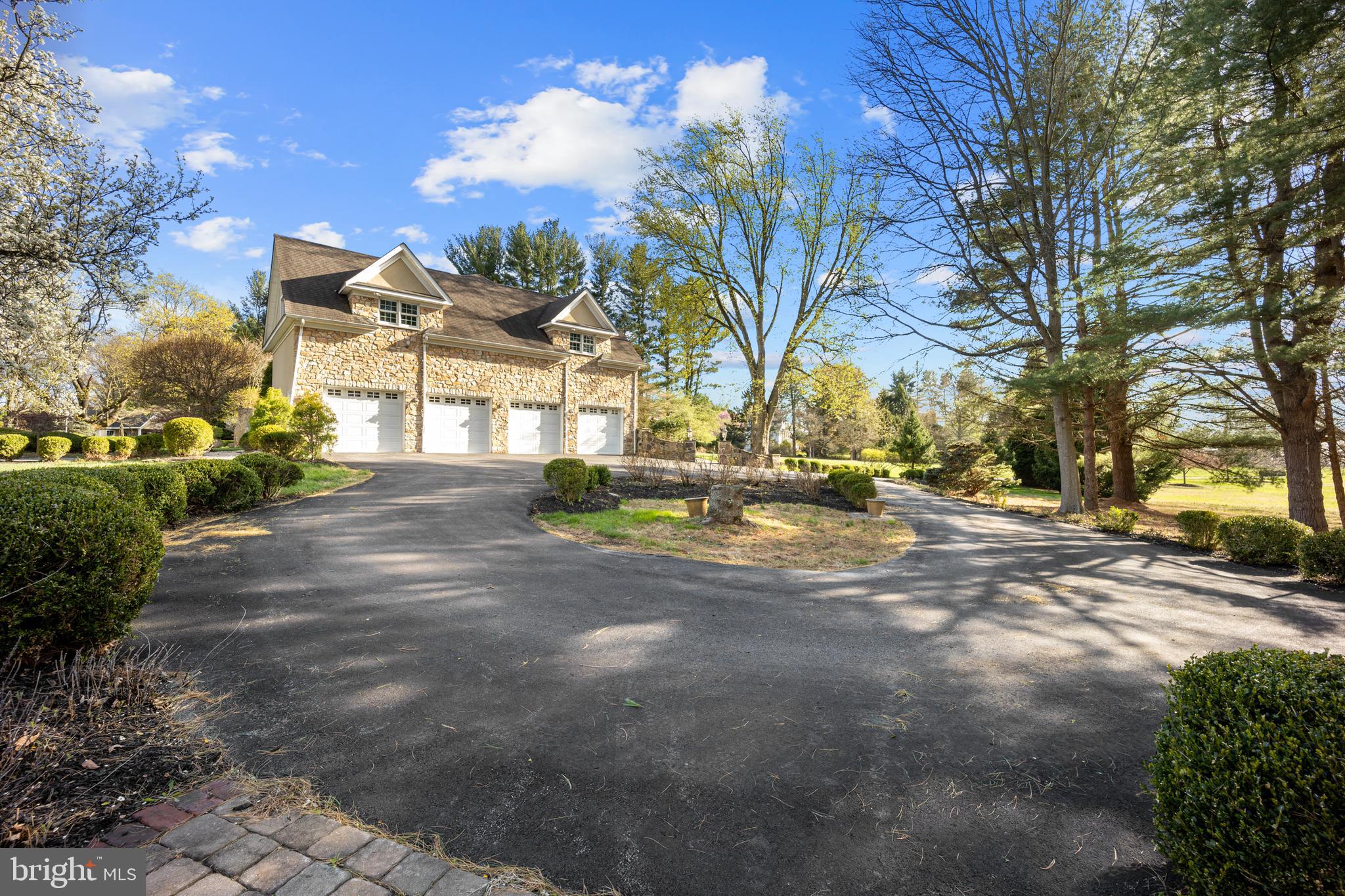 734 Northbrook Road Kennett Square, PA 19348 - Photo 4 of 89