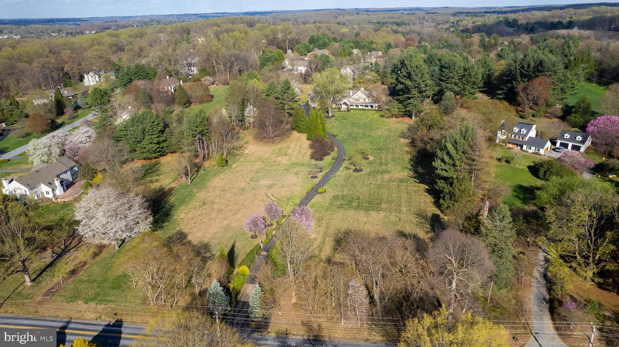 734 Northbrook Road Kennett Square, PA 19348 - Photo 85 of 89 an aerial view of residential houses with outdoor space