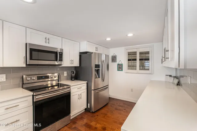 $560,000 | 2815 South Atlantic Avenue, Unit 304, Cocoa Beach, FL 32931