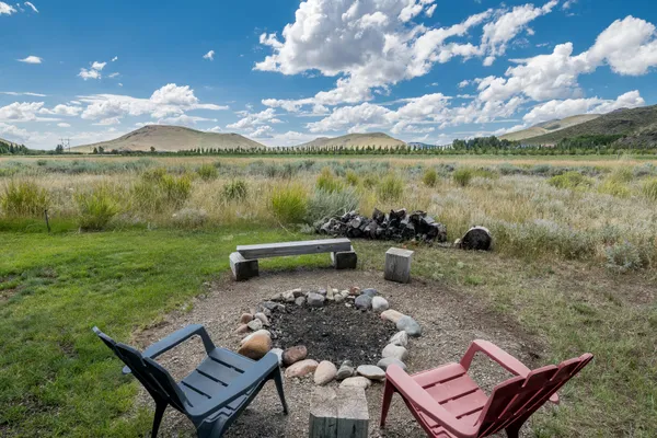 $1,850,000 | 16 Willow Crk Lane, Blaine County, ID 83333