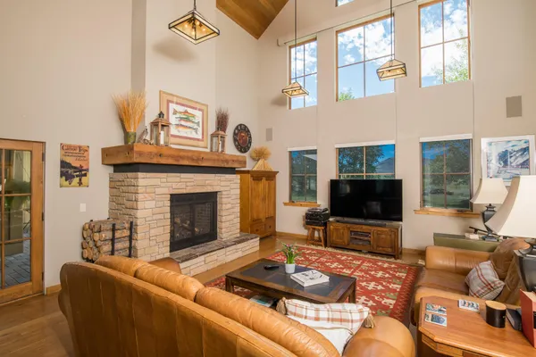 $1,850,000 | 16 Willow Crk Lane, Blaine County, ID 83333