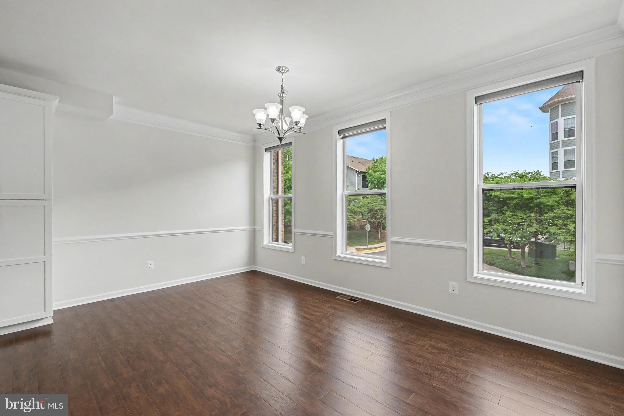 22503 Windsor Locks Square Ashburn, VA 20148 - Photo 5 of 53