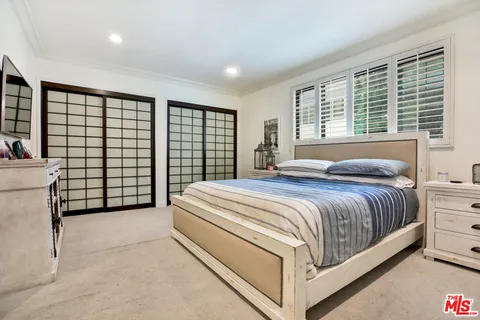 $4,950 | 423 North Palm Drive, Unit 206, Beverly Hills, CA 90210