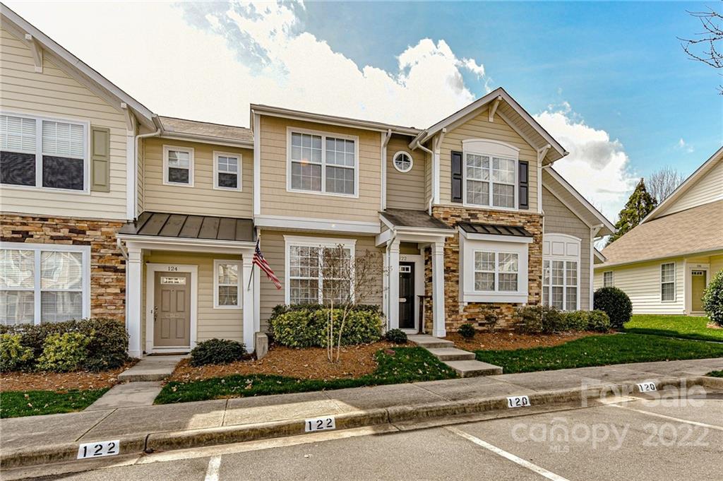 122 Chimney Rock Lane Fort Mill, SC 29708 - Photo 3 of 27 a front view of a house with a yard