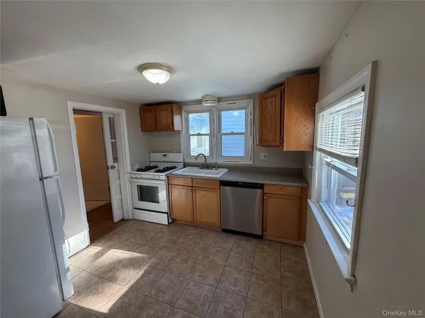 $2,150 | 15 Dugan Lane, Hopewell Junction, NY 12533