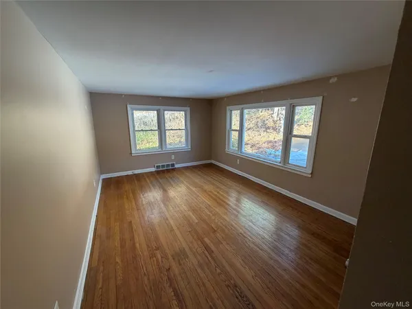 $2,150 | 15 Dugan Lane, Hopewell Junction, NY 12533