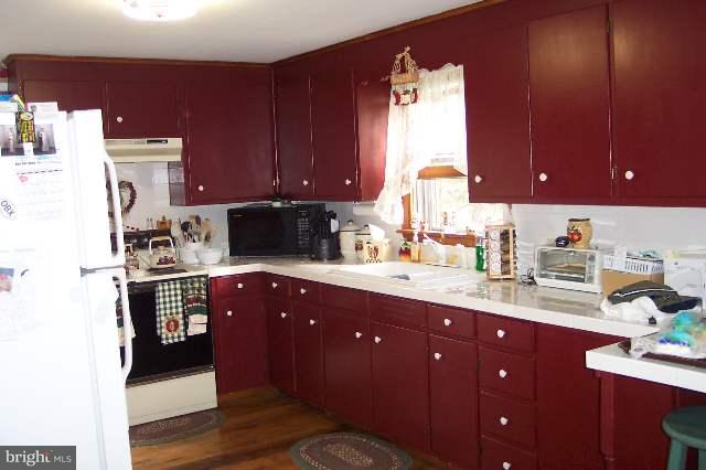 1887 Smith Station Road Spring Grove, PA 17362 - Photo 5 of 9